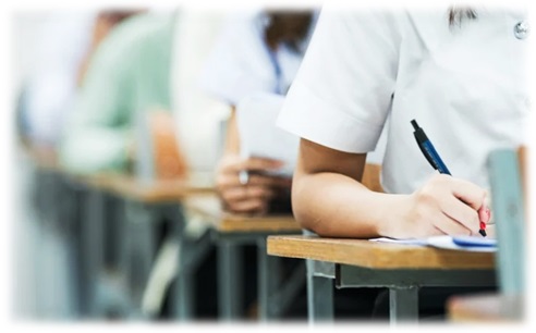 Ósmoklasiści w powiecie strzyżowskim rozpoczęli zdawanie egzaminów kończących szkołę podstawową